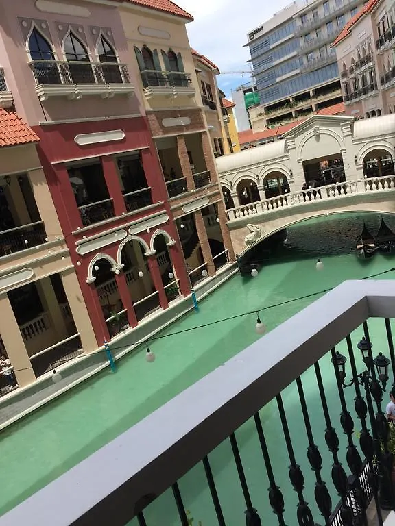Luckycat Homestay Manila 0*,  Philippines